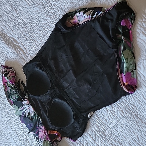 Off The Shoulder Black Tropical Print Tummy Control Waist Mininizer Swimsuit - Picture 9 of 15